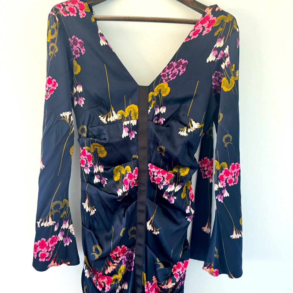 Short, long sleeve Nicole Miller dress, size 8